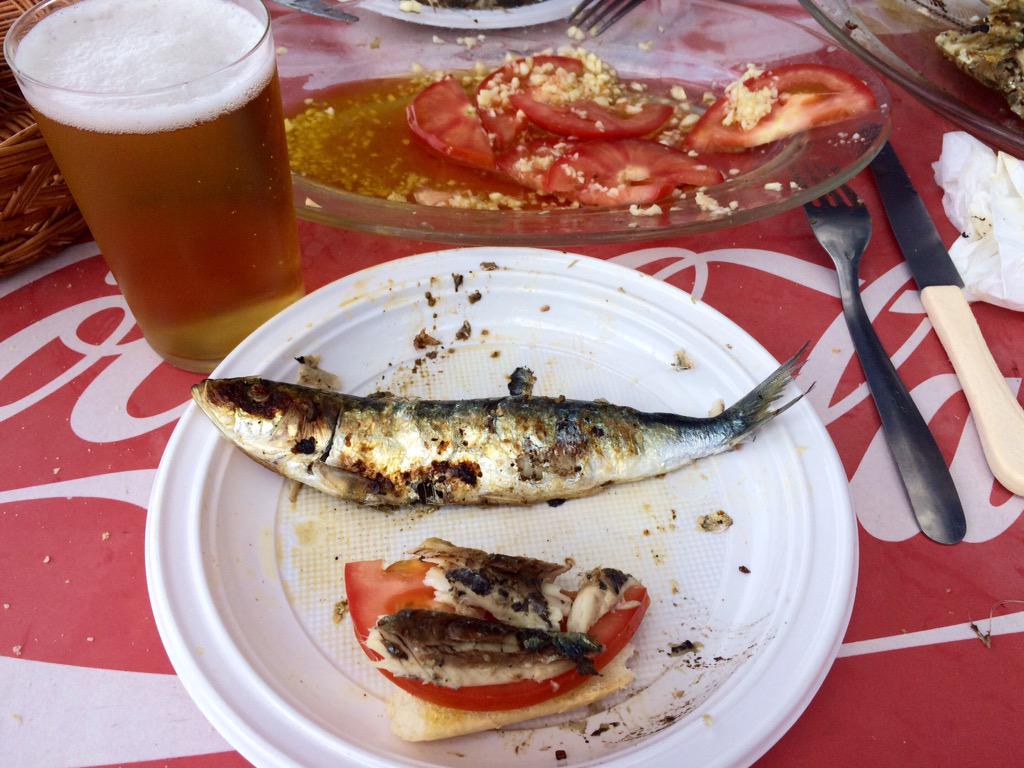 mmarinap's tweet photo. Que cosa maaaaas grande....😋. 😎🐡🍻🏊👙. http://t.co/YjL4sfbS40