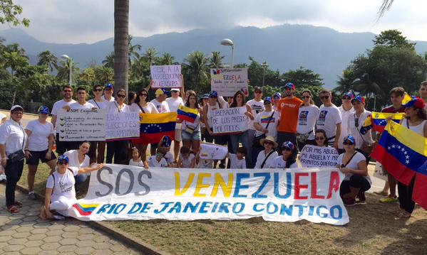 JG_Reports's tweet photo. #30M Desde Rio de Janiero- BRASIL #30MVenezuelaHora0 
Sigue a → @JG_Reports 
http://t.co/uA0yUxpo0O
@copipega @Copimil