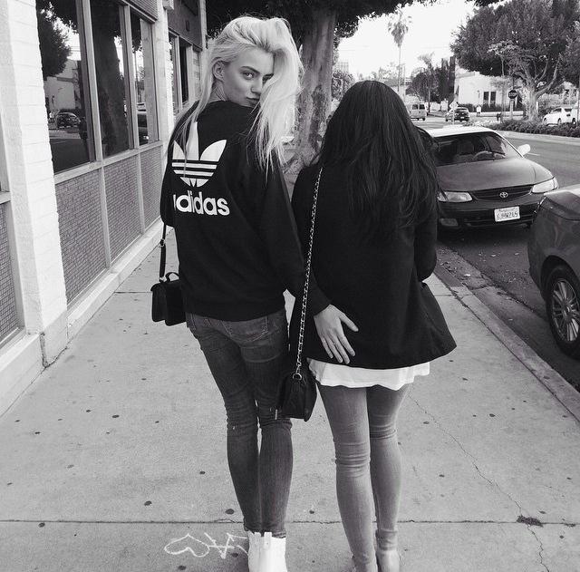 💮 Go follow the Queen! And my big sis @Missqueenstarli xox 💮