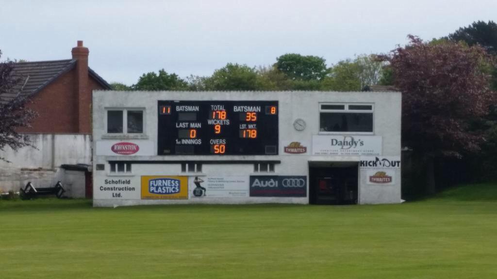npremierleague's tweet photo. @PhilipNedley @Allyjarv @ECB_cricket @LancsCB @JohnWrightECB the day so far in colour @npremierleague #WeGetTheGameOn http://t.co/330rgGQbI6