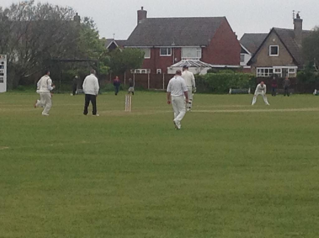 npremierleague's tweet photo. @PhilipNedley @Allyjarv @ECB_cricket @LancsCB @JohnWrightECB the day so far in colour @npremierleague #WeGetTheGameOn http://t.co/330rgGQbI6