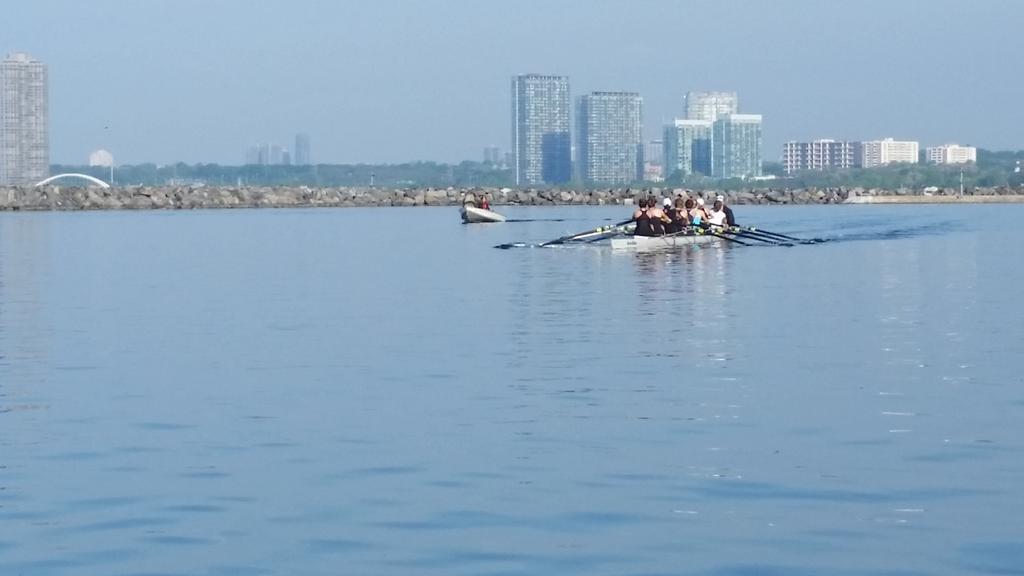 coachpurcer's tweet photo. @ROWONTARIO #ClubVisit to @ArgonautRowingC this morning. #learntorow #hsrowing #goodrowing #nicetowatch #lotsgoingon http://t.co/I7CVO7J6Rn