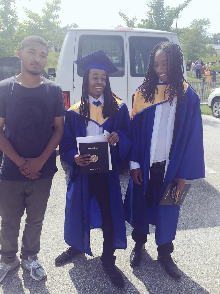 NiniMone's tweet photo. They make me so fucking proud💙 #wise2k15 http://t.co/V8Hzt3wUIW