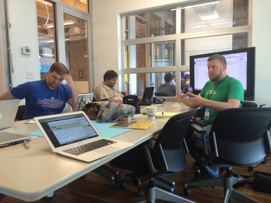 ListHunt's tweet image. Round tables meetings at @StartupWeekend @kcsw #KCSW