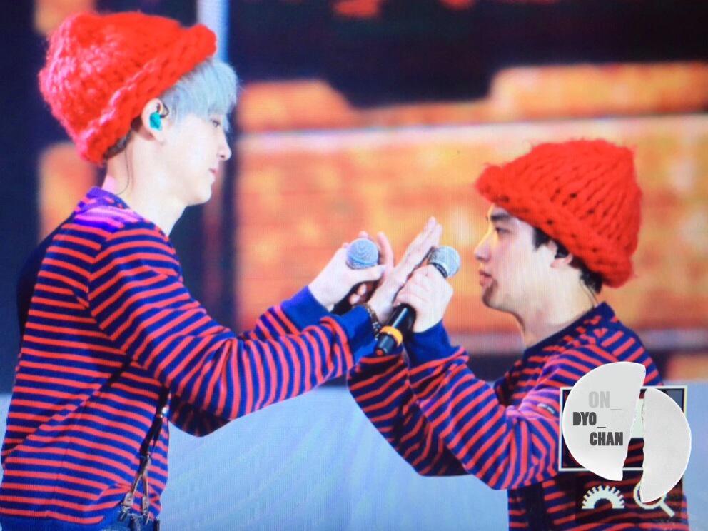 CGRJw3zUAAA_4Ub.jpg:large