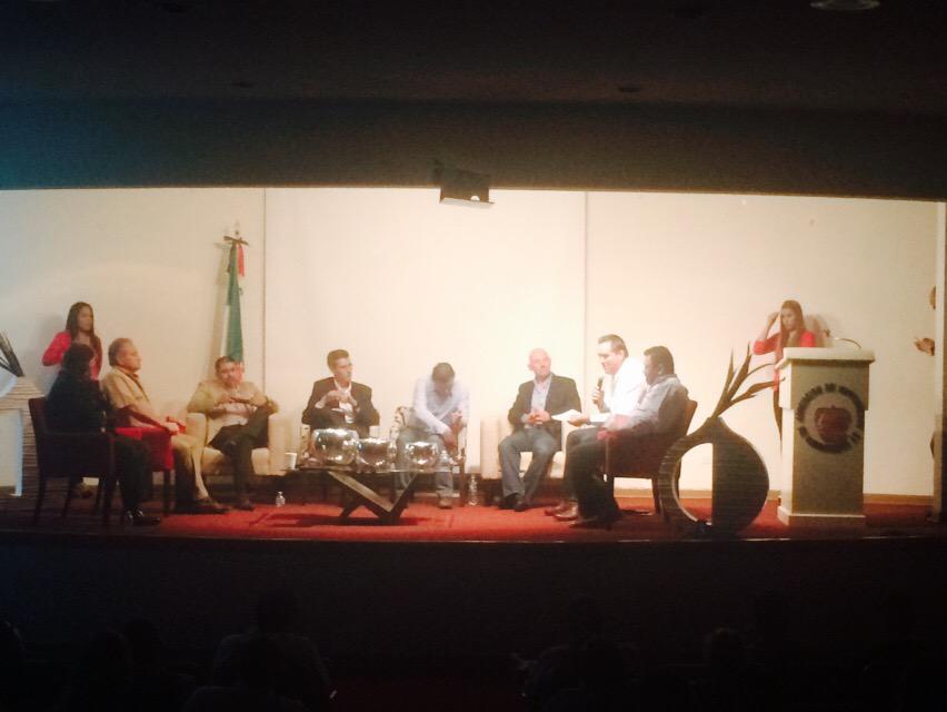 SVEE_CEN's tweet photo. Foro "Agro-económico" #CuauhtémocChihuahua @AdrianaFuenTell @AlexLebaron1 @CCQ_PRI @xavichaires @JuanRamonFG http://t.co/1l6cwFpqr7