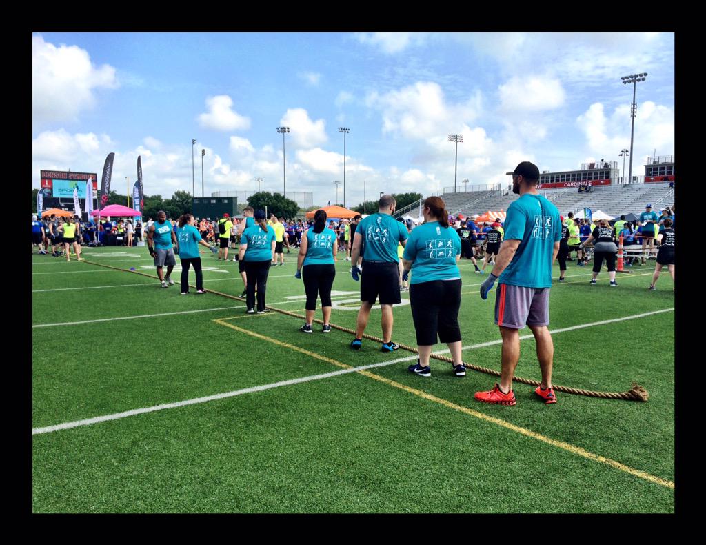 NattyAnn489's tweet photo. #Valero won tug of war!! #corpcupSAS http://t.co/OOFF39CJOv