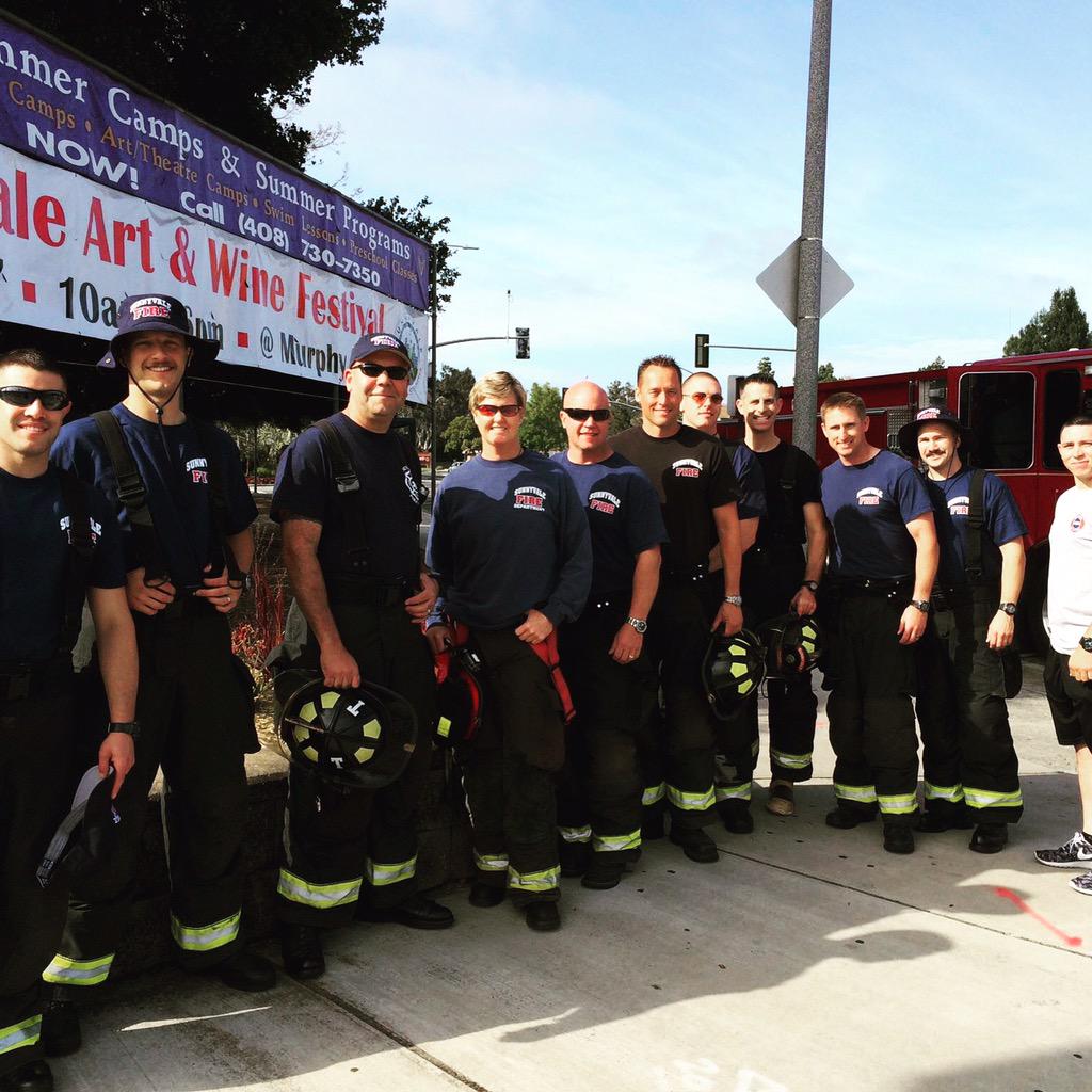 MDA_San_Fran's tweet photo. Come say hello in Sunnyvale! Sunnyvale PSOA is Filling the Boot today. #FilltheBoot #SunnyvalePSOA http://t.co/sfZUnnXW6e