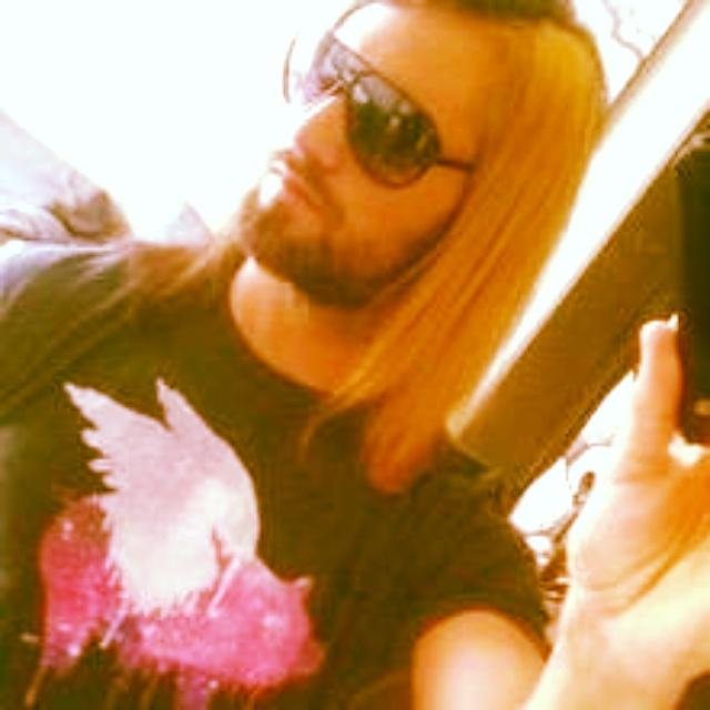 HeatherManzone's tweet photo. Seth Rollins♡♥♡♥ http://t.co/zxAuM047mz
