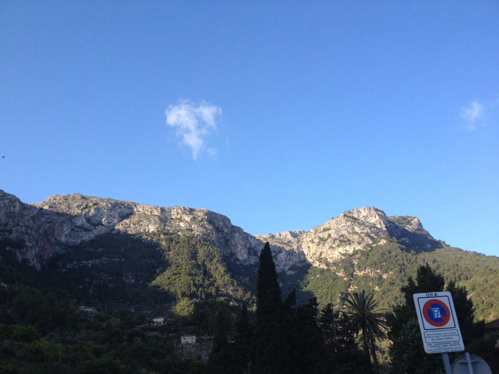 ZRedecsi's tweet image. 