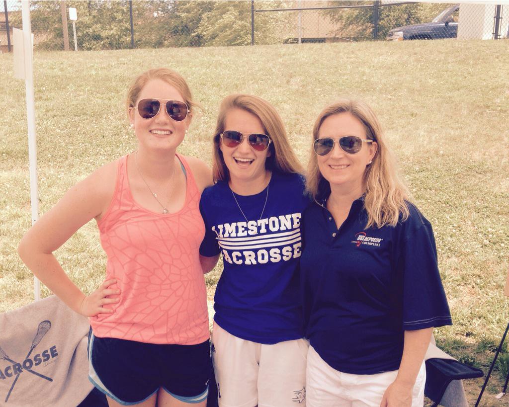 chesapeakeuslax's tweet photo. College Girls waking up now, supporting youth lacrosse #bilderback #growthegame http://t.co/pwDM7K2xmG