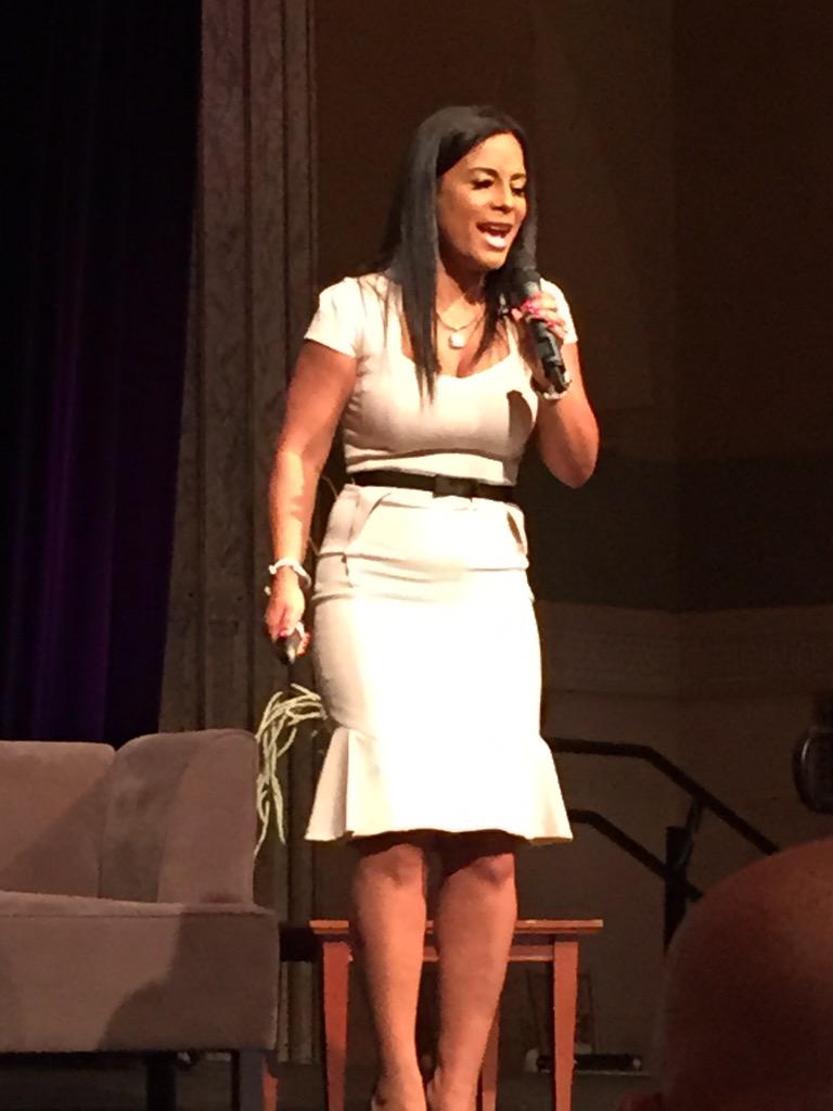 Dr_Heavenly's tweet photo. #BornToWEN #WEN2015 #Married2Med http://t.co/lBUaYj2uJy