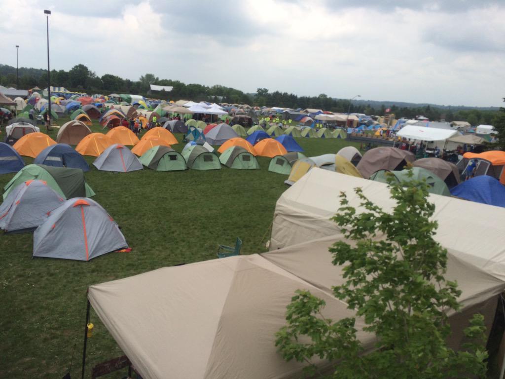 simcoephoenixar's tweet photo. This is what 2400 people looks like camping @simcoephoenixar @scoutscanada @CTVBarrieNews #swccampalot http://t.co/Oi0Y8nV3rv