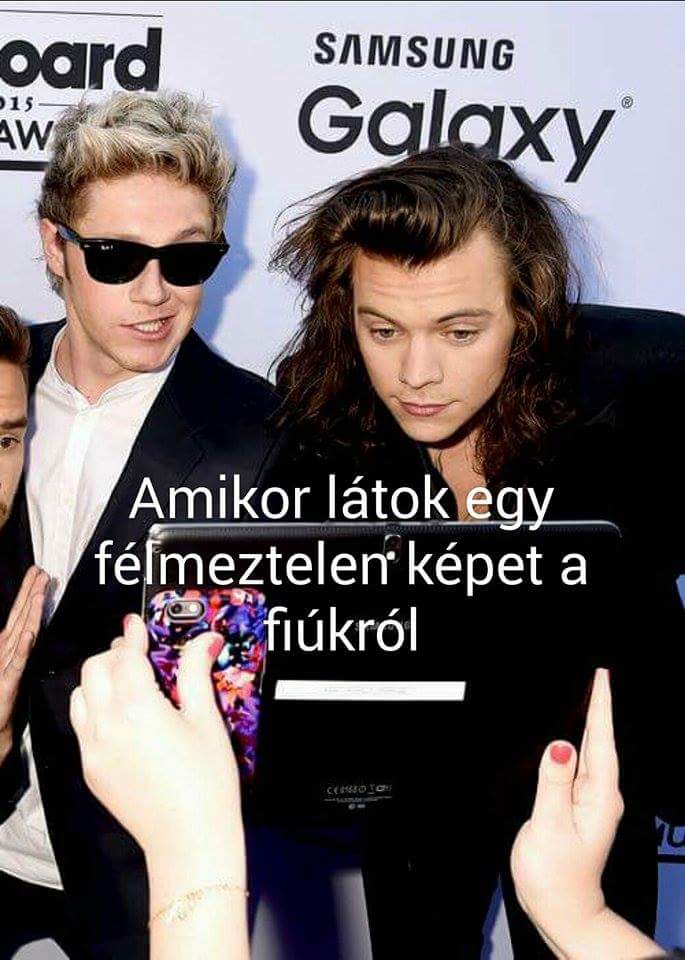 Liloleum_xx's tweet photo. #HungaryLovesOneDirection 😁😁😘 http://t.co/QCSvUiXxOK