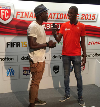 JFR91's tweet photo. Merci @camaradjibril4 et good luck pour la finale !! #EASFC15 http://t.co/CD0TK74oii