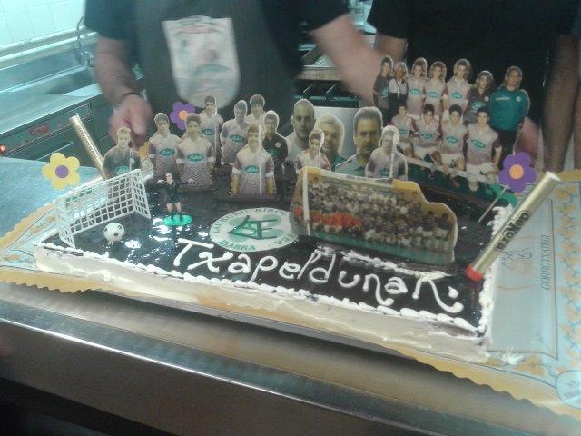 n3storhernandez's tweet photo. Por una dulce temporada
@andoniagirrezab @josebatobias @IgorGarmendia3 @xabizuriarrain @15zume @armintz96 #Borja #JM http://t.co/rHnr8gbOT0