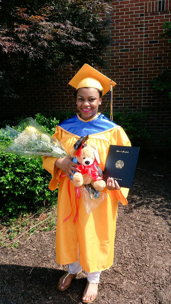_LexisssB's tweet photo. Nomore Stress,Homework,Exams I Made It 🎓🎉                        #wise2k15 http://t.co/syZDfp45QR