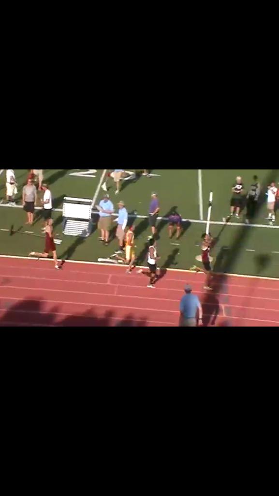 RaMoN800m's tweet photo. So my brother sent me the video of his best 800 and they are so inspiring!!! Such a great finish! #LSC #800 #WT http://t.co/QIRoBy6wwr