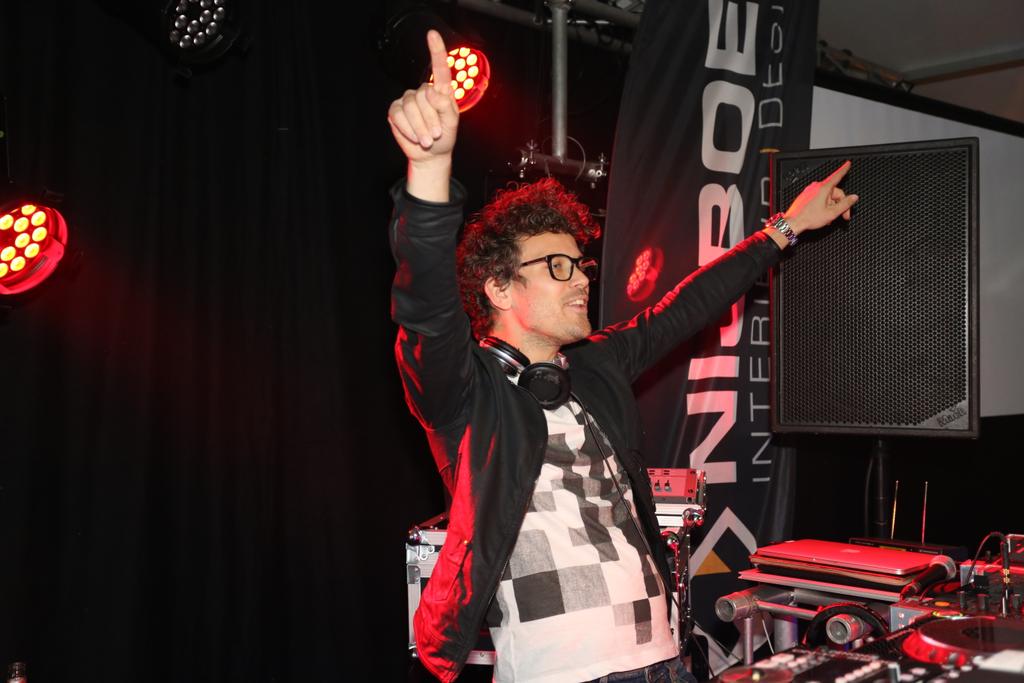 Foto Arnold tweet media