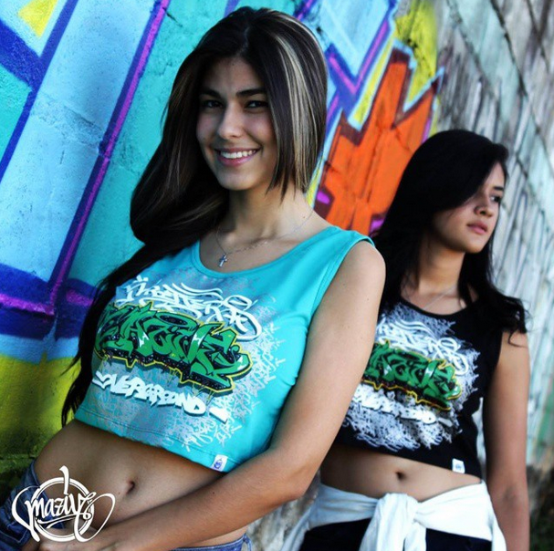 MaziveStreet's tweet photo. #Mazive Indumentaria #Authentic #Clothing #Street #Wear #Graffiti #CropTop #Urban #Mujer #ArteUrbano #HechoEnColombia http://t.co/2uBqKVoEFJ