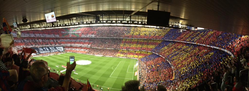airllimos's tweet photo. Camp Nou amb doble mosaic #frac1 #pelldegallina http://t.co/PM5gHB0waV