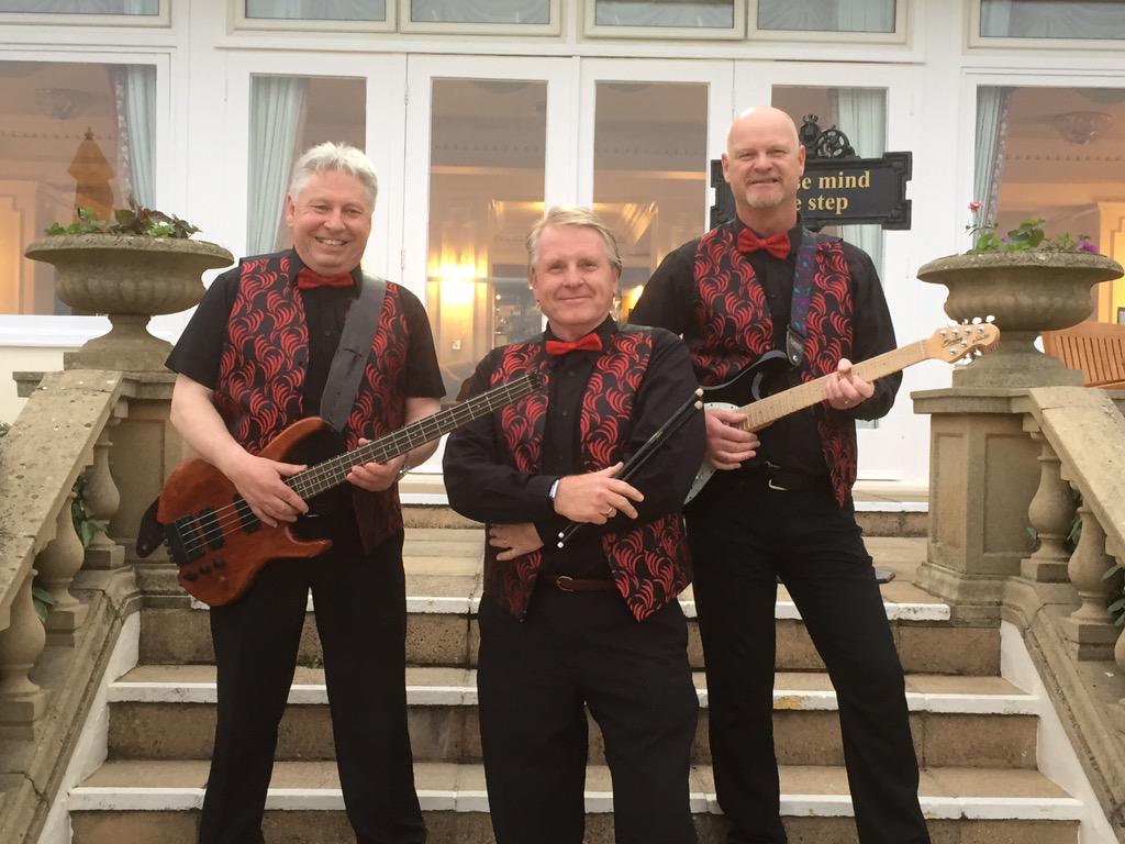 TheBelmontBrend's tweet image. One of our regular bands is with us tonight #devons own #Barracuda will be playing a varied mix of music for #dancing