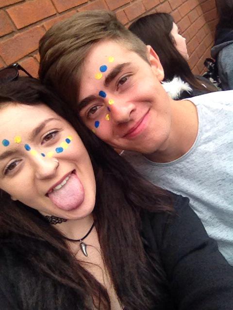 HarleeyJade's tweet photo. @TheSecretsLuke Buddy💁 http://t.co/8RjUUy7U8r