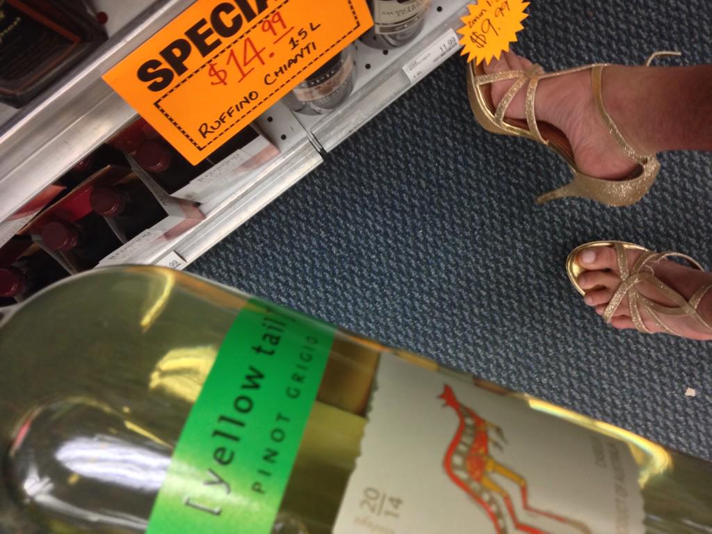 JasonBigfoot's tweet photo. @KVJShow I got my gold high heels and some fancy wine! I'm feeling very classy tonight.! #HighHeelHell http://t.co/agwj0a6sTy