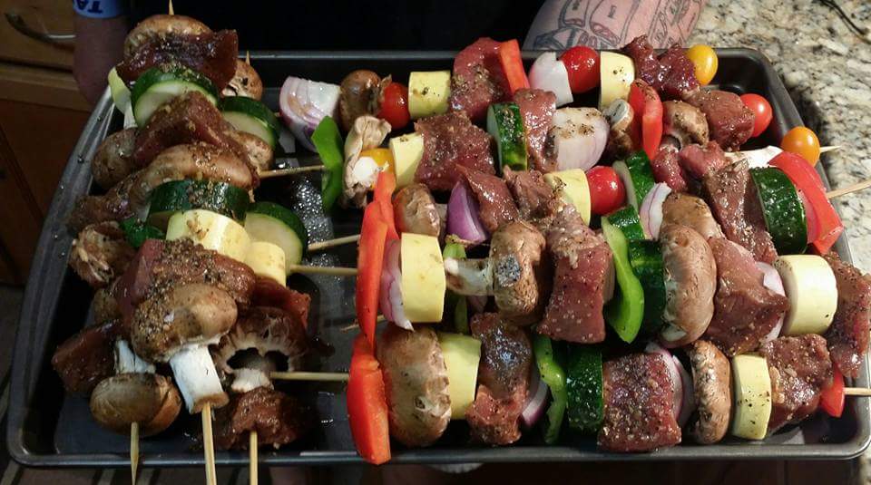 pattyemiller32's tweet image. About to happen! This is what our weekly #faststartbonus can do! #organic #foodie    #kabobs #chef #ItWorksAdventure