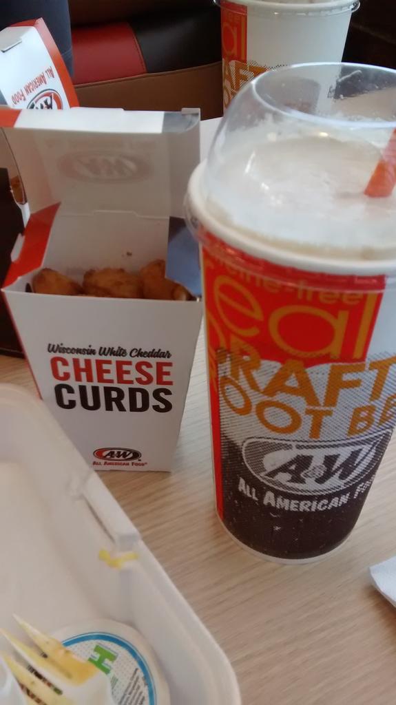 JenesisJW's tweet photo. @awrestaurants 40minutes and about that many miles brought us to you! #countrydrive #SoYummy http://t.co/75llh8Nrrf