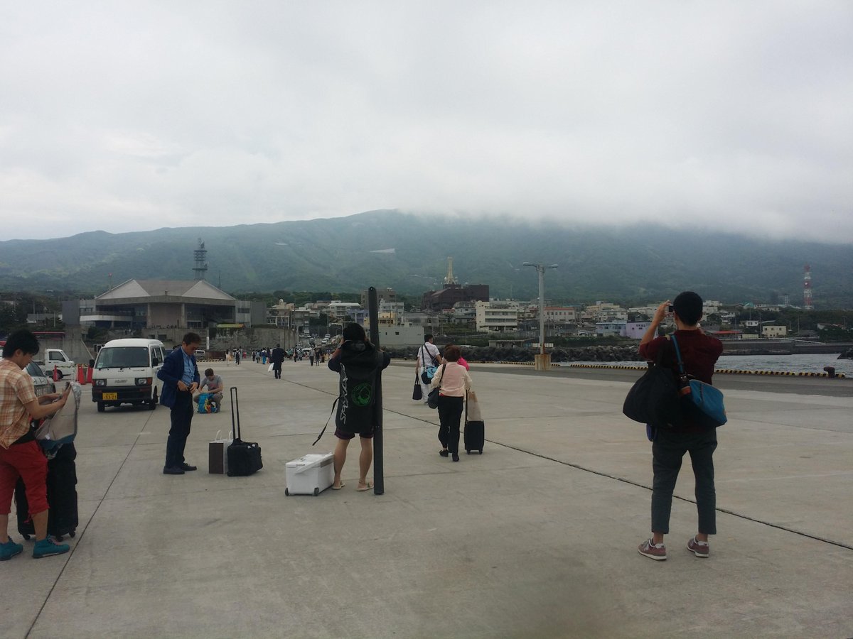 disco1919's tweet photo. いまいちな天気ですが大島！ http://t.co/1vE4oqQZL2