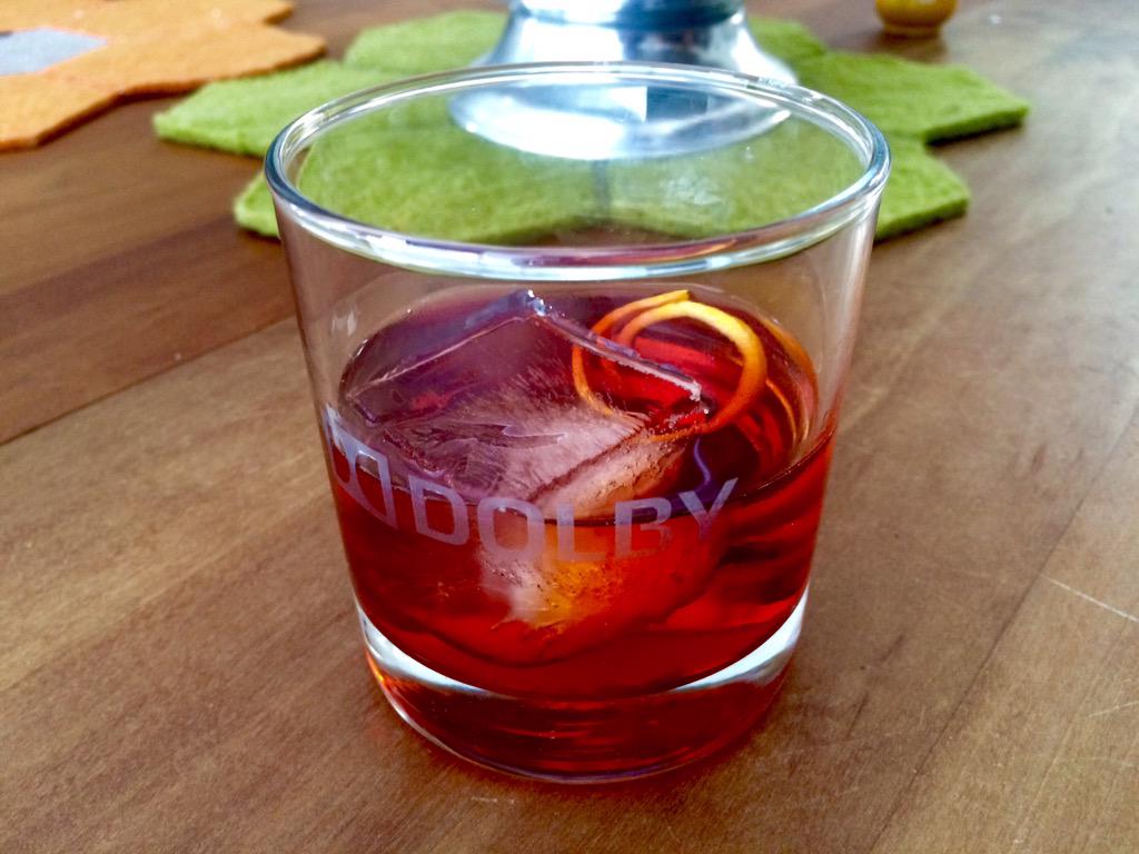 MediaTechBobby's tweet image. Getting an early start on #NegroniWeek! #projectBBQ @Dolby glass @sipsmith #gin #Sacred #vermouth #Campari #orange
