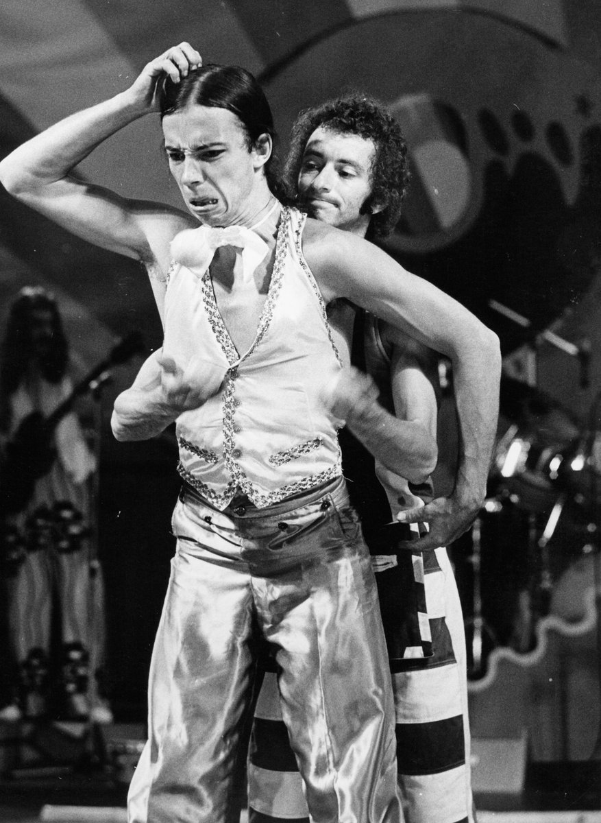 captainmatchbox's tweet photo. Soapbox Circus begins 1976. The political circus tours with acrobats and Matchbox. http://t.co/EZ9JgNkki8