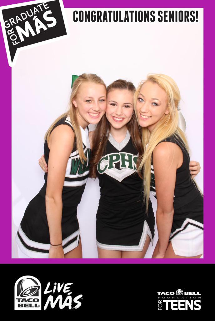 SabrinaEnri's tweet photo. Taco Bell #CPHSprojectgrad @Phoebeoakley13 @ciara_9898 @kyliesueee @audreyful_ @jamie_dellap http://t.co/AmdFrdn9dC