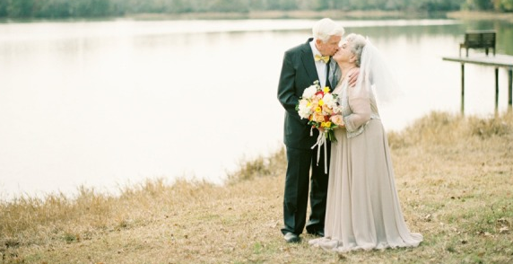 stylemepretty's tweet photo. A celebration of 63 years of marriage! http://t.co/IW7NcF9Puu @shalynnelson http://t.co/f8lXAN8vTd