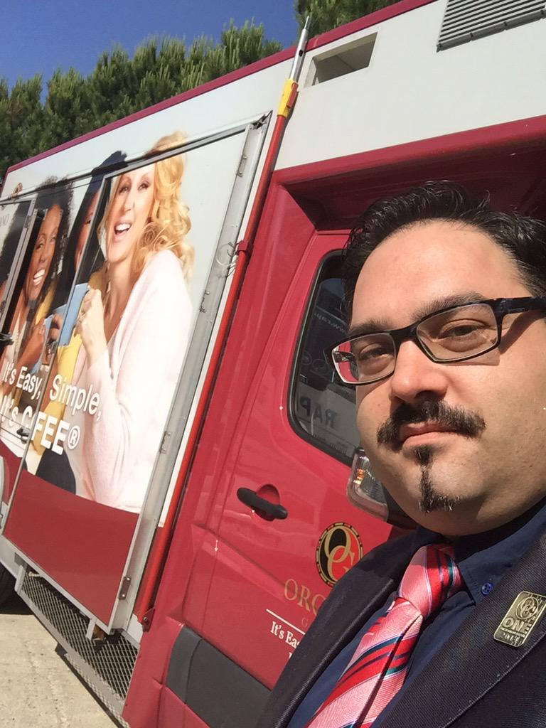 carrillo_albert's tweet photo. @OGTruck in Barcelona 30/05/2015  @OrganoGoldEU #CoffeePays http://t.co/KhQJOdOz6L