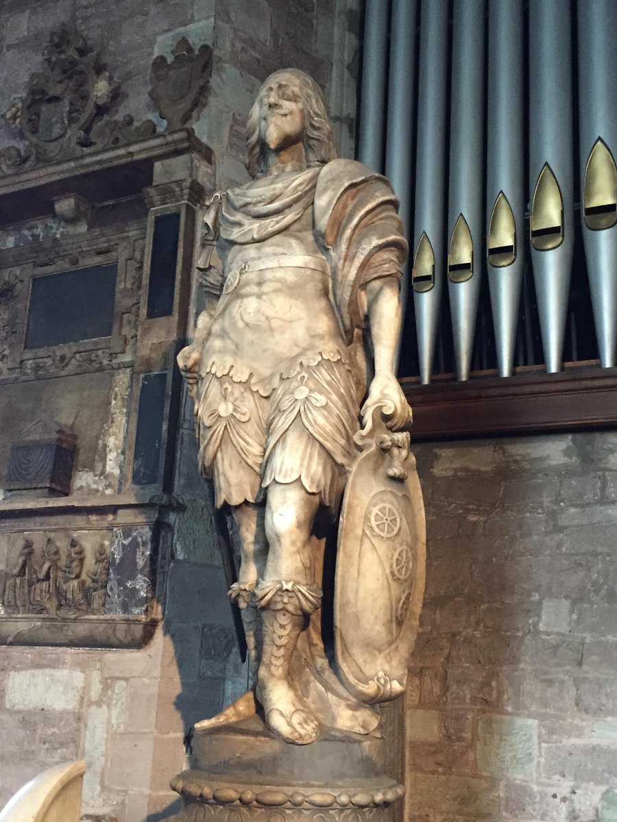 wtbattlefields's tweet photo. Statue of Colonel William Rudhall at Ross on Wye. Fought with the Royalist Army in the English Civil War. http://t.co/HrsjElWbh4