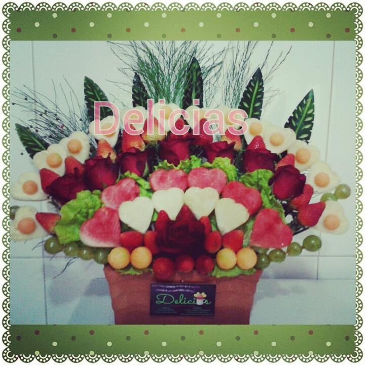 luces42's tweet photo. Irradia sonrisas con un #arreglosfrutal #sanantoniodelosaltos http://t.co/0E8i4unEuU