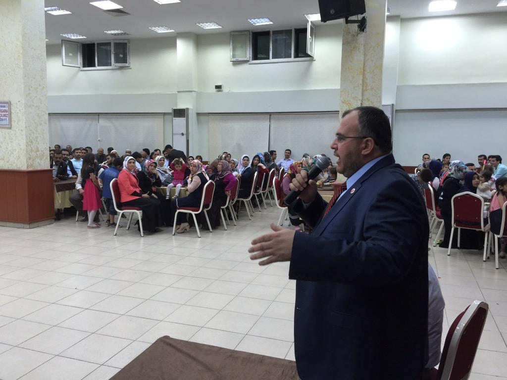 necmettincalisk's tweet photo. Antakya.. Ozkan Boz kardeşimizin düğün merasimine katılarak evliliğin önemini konuştuk #Sendegelhemşerim http://t.co/AN1Qfoiful