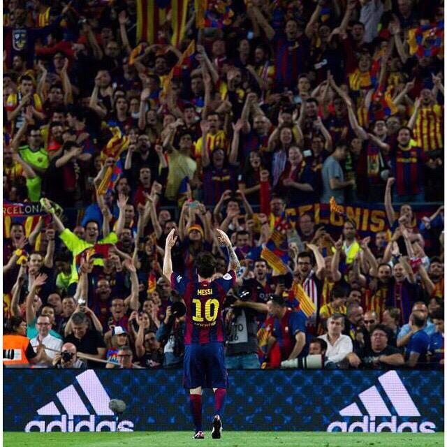 Yj10_'s tweet photo. MAN OF THE FINALS 😍💙😍❤️ #beast10 http://t.co/HxFghShHcU