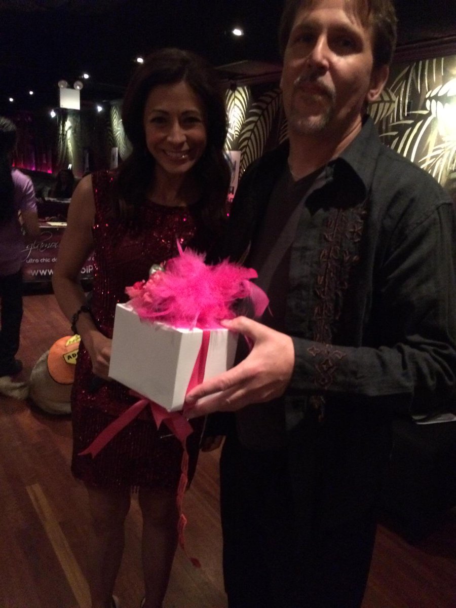 Winner of fabulous <a href="/hayleyhats/">Hayleys Hats</a> with <a href="/lisamateotv/">Lisa Mateo</a>!!!!! Thank you both!