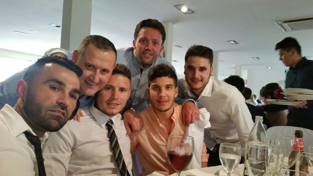 Moryta42's tweet photo. Una gran boda, con muy buena gente. Que grandes sois todos. http://t.co/JOJDM1NEVr