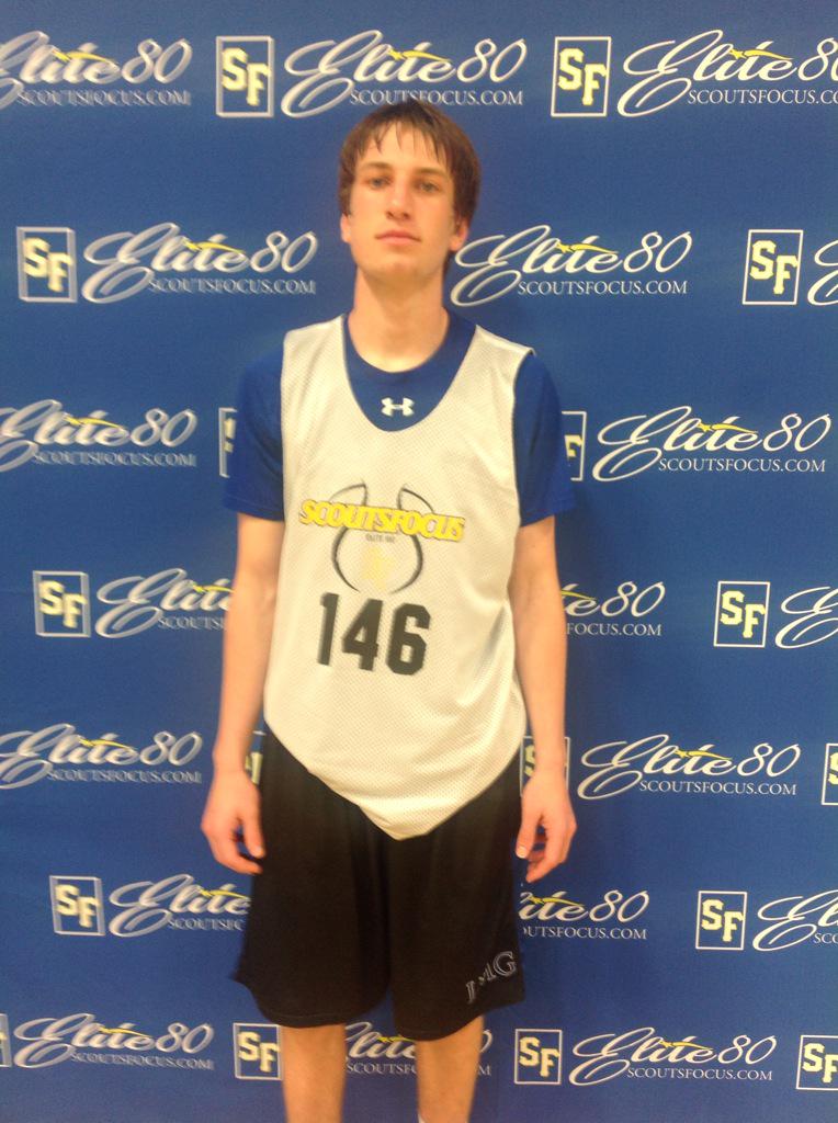 ScoutsFocusHelp's tweet photo. Luke Fick playing with toughness and hardwork. Loves defense @scoutsfocus @PaulBiancardi #elite80 #DallasCamp http://t.co/o7OyVTRWuE