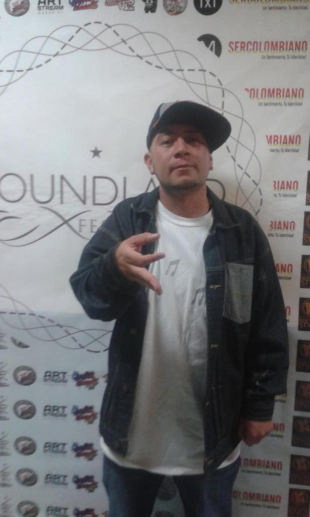 DUSTINGMUSIC's tweet photo. @PachecoTHC presentador oficial de @SONIDOBTA Listo para presentar #SoundlandFest ¿y tú?  Que esperas para llegar http://t.co/QwfLNNLk6P