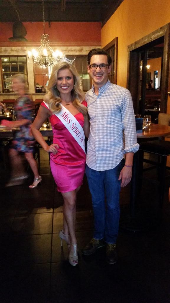 mikedelpietro's tweet photo. "@RyFryLIVE: @SugosCucina Lots of $$$ raised tonight!! @katiemoeller13 @mikedelpietro #ChildrensMiracleNetwork http://t.co/GdzB77VOJj"