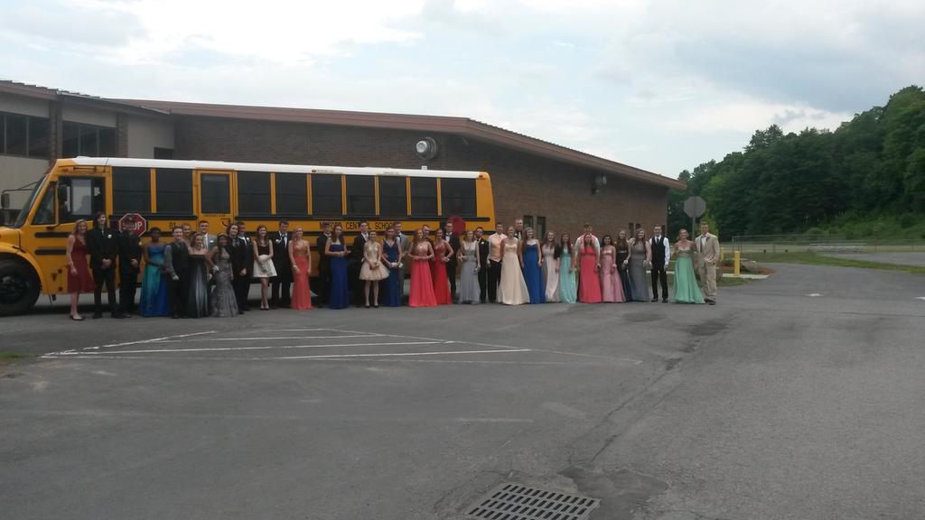 mcsscience's tweet image. Off to the porm #mcsprom2k15
Have a graet time and be safe Wildcats!!!!!!