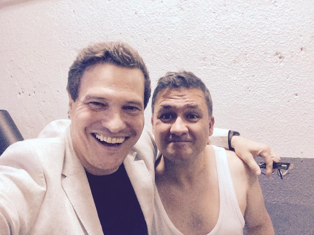 pemarisanchez's tweet photo. El fantástico @secundelarosa cierra temporada con #eldiscodecristal. Mi enhorabuena a todos. Es emocionante. Abrazo! http://t.co/qGxyywMpQs