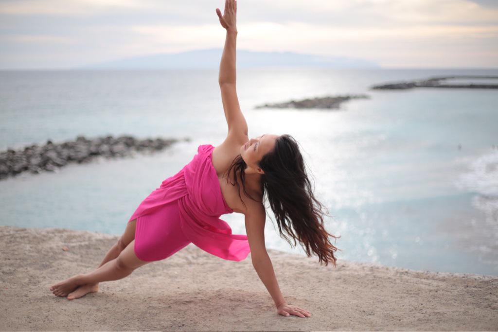 It's time for me to show up!!! Here's a picture of my upgraded self. Thanks @DavidCheung8 for the photo. xx