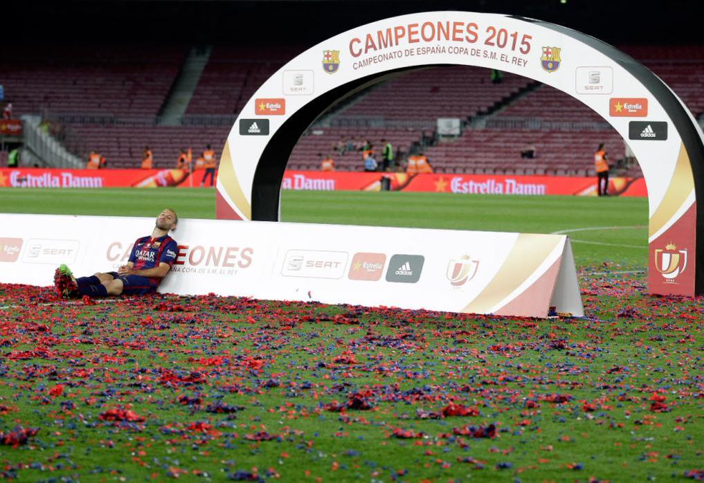 JSEGURACLARA's tweet photo. No sé de quién es la foto... pero es excelente. Difícilmente mejorable. @Mascherano http://t.co/fzX73sNpyA