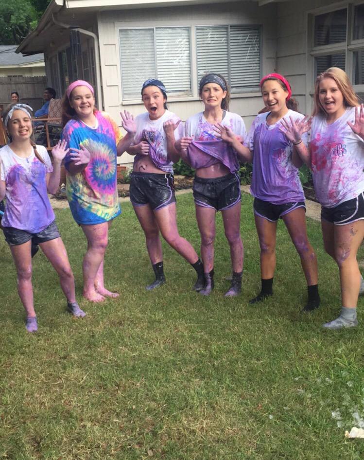 haleyh13_'s tweet photo. Falcon Fest was so much fun!!💗 @BradenisBae http://t.co/QaMazLokYz